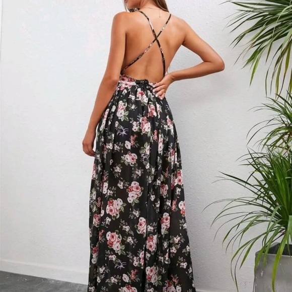 Floral Black Maxi Dress - Picture 2 of 5
